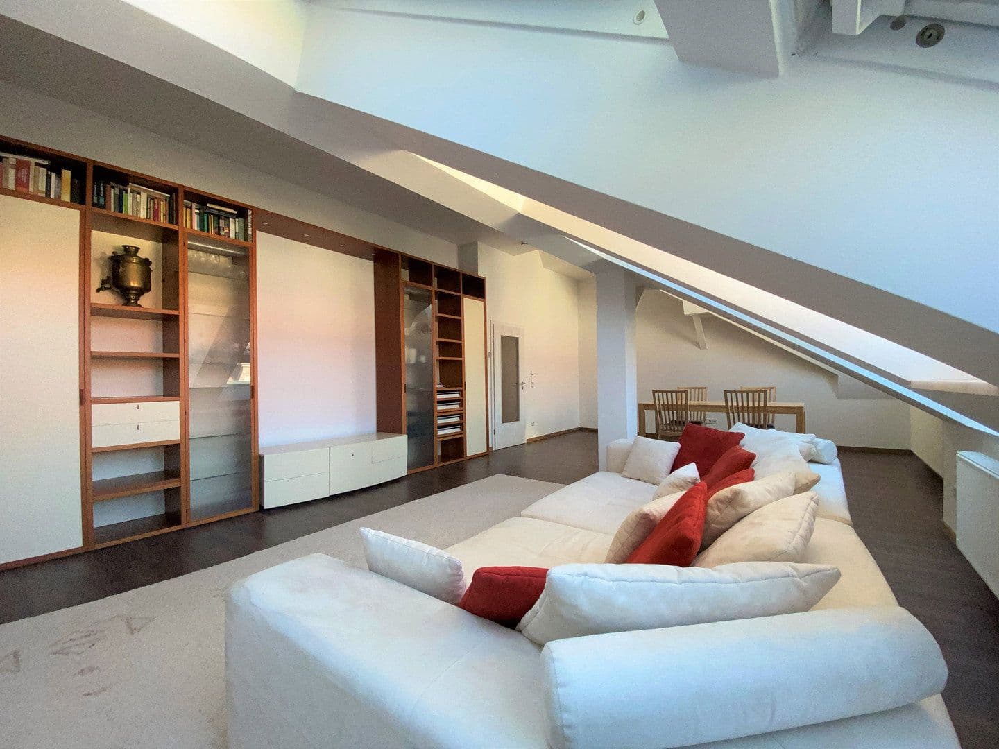 Pronájem bytu 3+1 96 m², Hastverstraße, Nürnberg, Bavorsko Pronájem bytu 3+1 96 m², Hastverstraße, Nürnberg, Bavorsko