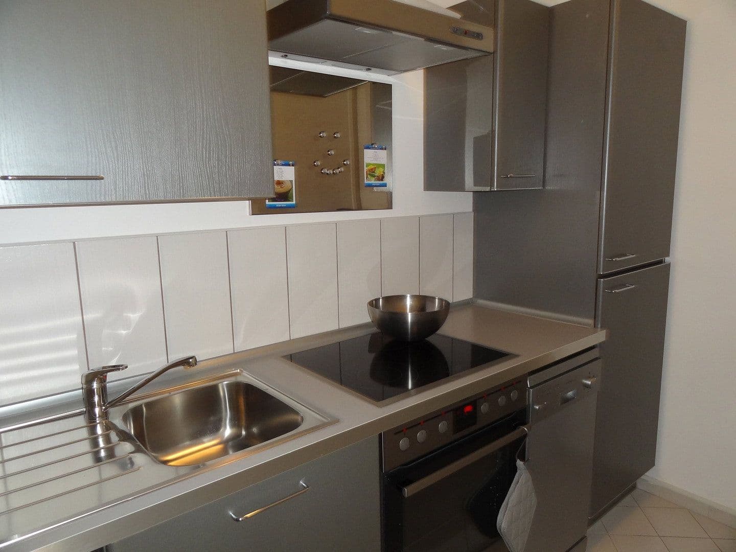Pronájem bytu 2+1 48 m², Budapesterstr. 7/9, Berlin OT Tiergarten, Berlín Pronájem bytu 2+1 48 m², Budapesterstr. 7/9, Berlin OT Tiergarten, Berlín