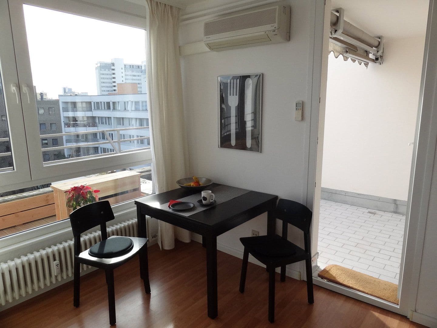 Pronájem bytu 2+1 48 m², Budapesterstr. 7/9, Berlin OT Tiergarten, Berlín Pronájem bytu 2+1 48 m², Budapesterstr. 7/9, Berlin OT Tiergarten, Berlín