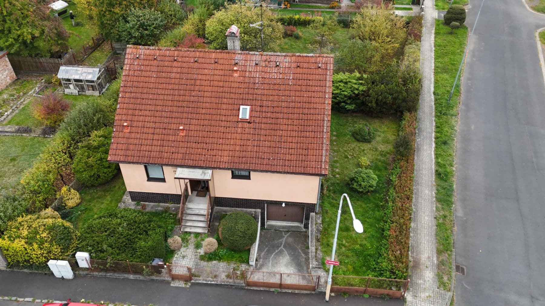 Prodej domu 260 m², pozemek 708 m², V. Meerwalda, Karlovy Vary, Karlovarský kraj Prodej domu 260 m², pozemek 708 m², V. Meerwalda, Karlovy Vary, Karlovarský kraj