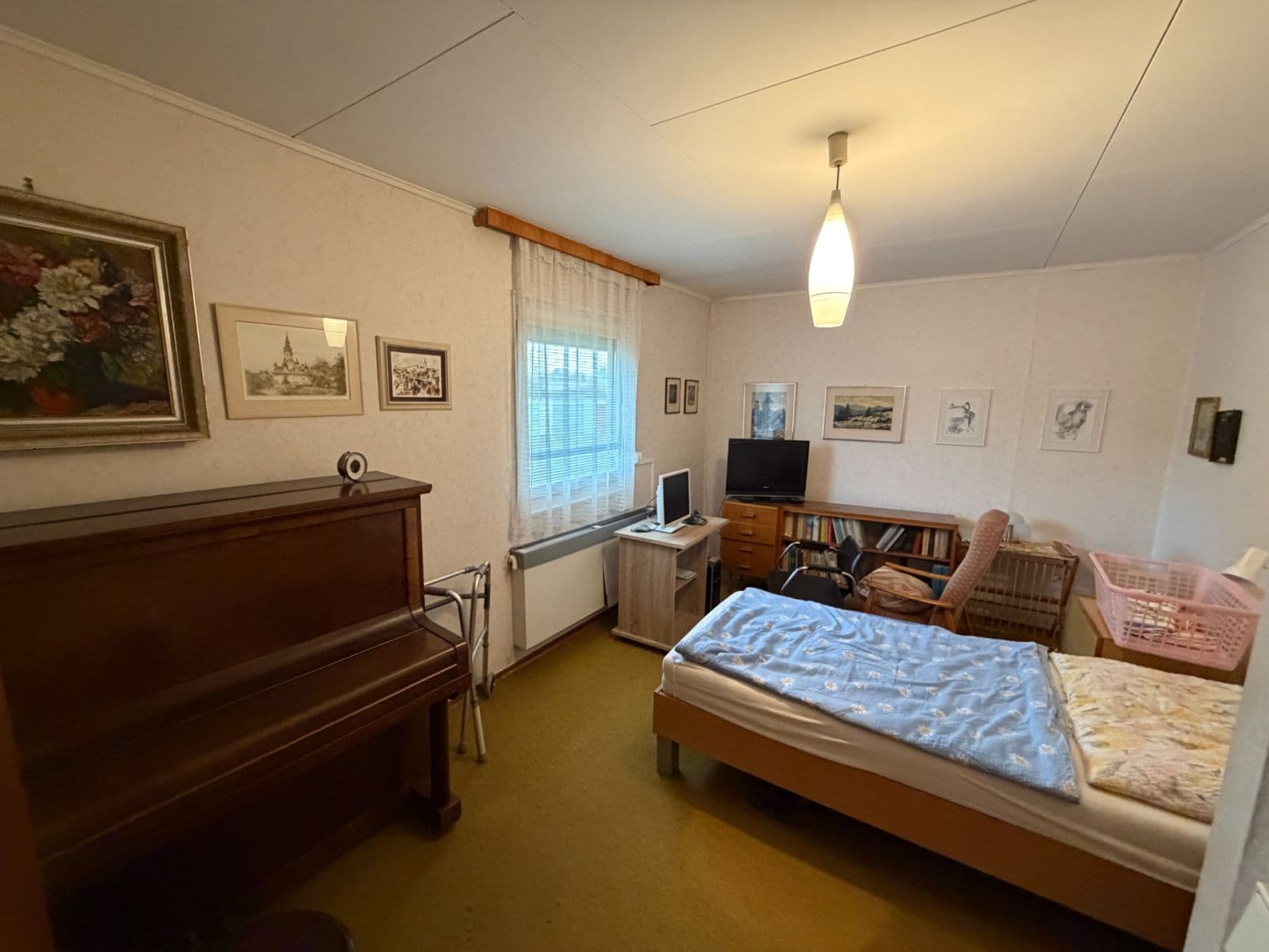 Prodej domu 260 m², pozemek 708 m², V. Meerwalda, Karlovy Vary, Karlovarský kraj Prodej domu 260 m², pozemek 708 m², V. Meerwalda, Karlovy Vary, Karlovarský kraj