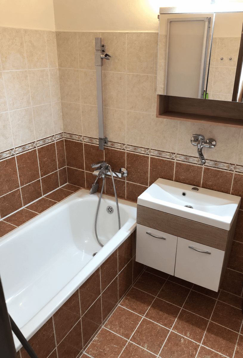 Prodej bytu 2+kk 40 m², Holandská, Kladno, Středočeský kraj Prodej bytu 2+kk 40 m², Holandská, Kladno, Středočeský kraj