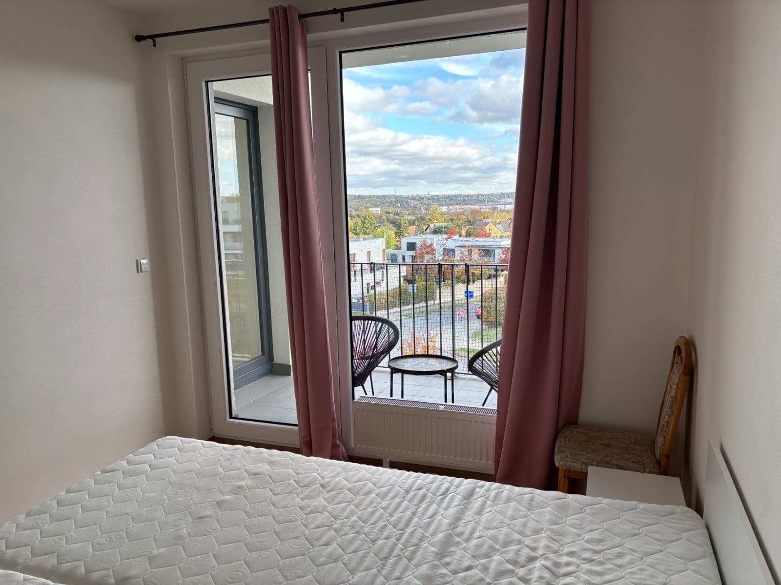Pronájem bytu 2+kk 65 m², Lederova, Roztoky, Středočeský kraj Pronájem bytu 2+kk 65 m², Lederova, Roztoky, Středočeský kraj