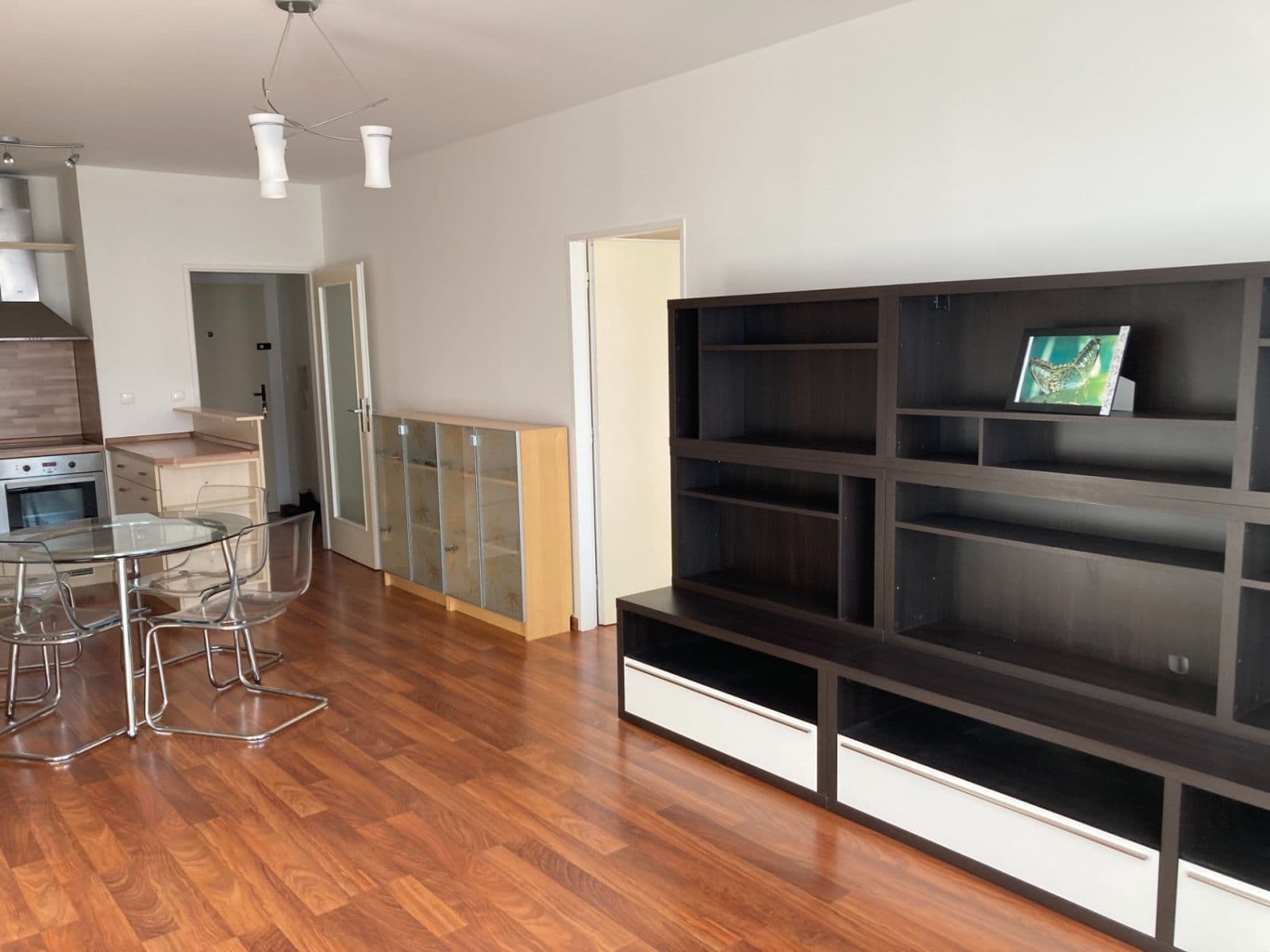 Pronájem bytu 2+kk 52 m², Zlonická, Praha, Praha Pronájem bytu 2+kk 52 m², Zlonická, Praha, Praha