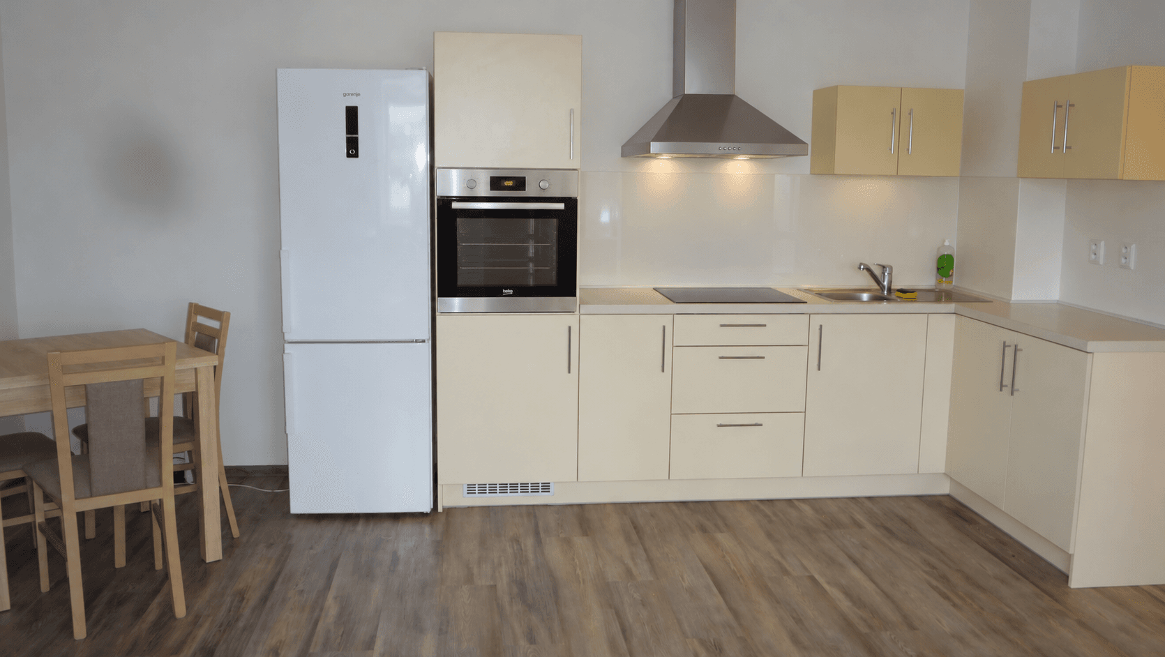 Prodej bytu 2+kk 48 m², Na Chmelnici, Benešov, Středočeský kraj Prodej bytu 2+kk 48 m², Na Chmelnici, Benešov, Středočeský kraj