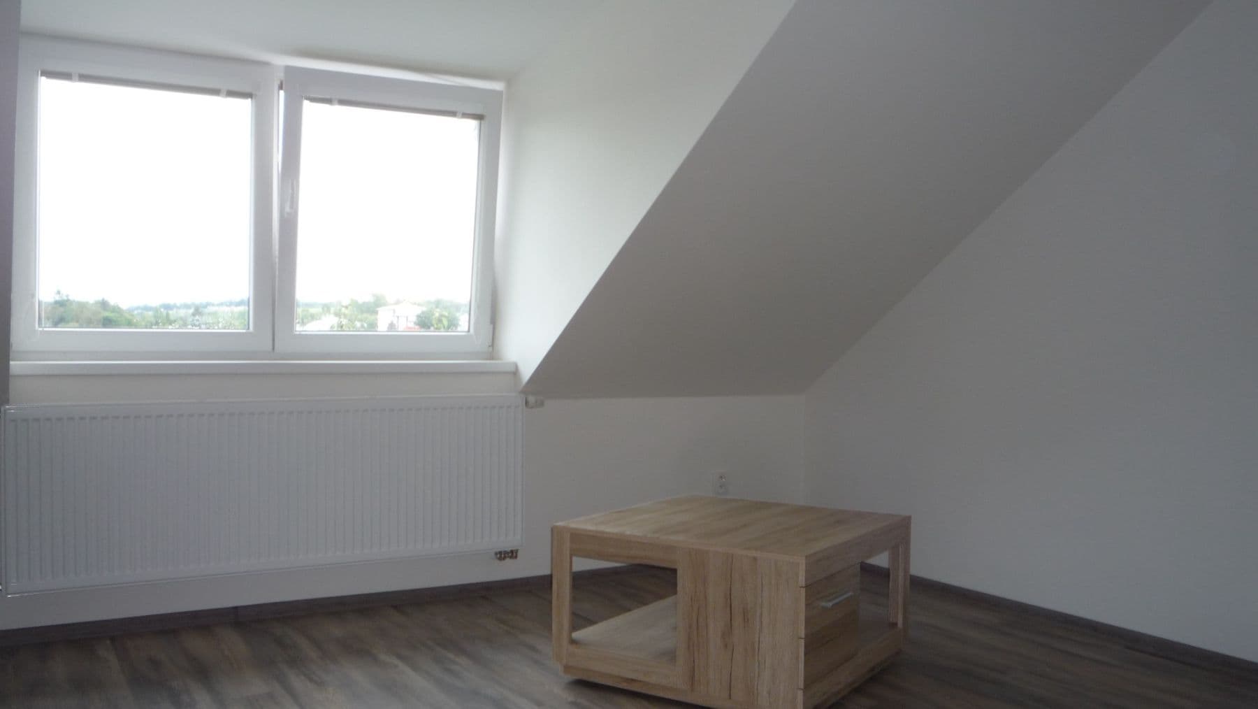 Prodej bytu 2+kk 48 m², Na Chmelnici, Benešov, Středočeský kraj Prodej bytu 2+kk 48 m², Na Chmelnici, Benešov, Středočeský kraj