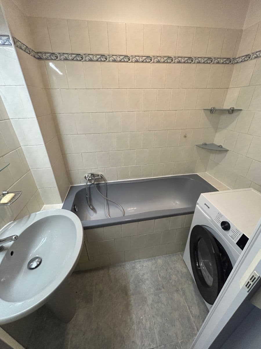 Pronájem bytu 2+kk 60 m², U Průhonu, Praha, Praha Pronájem bytu 2+kk 60 m², U Průhonu, Praha, Praha