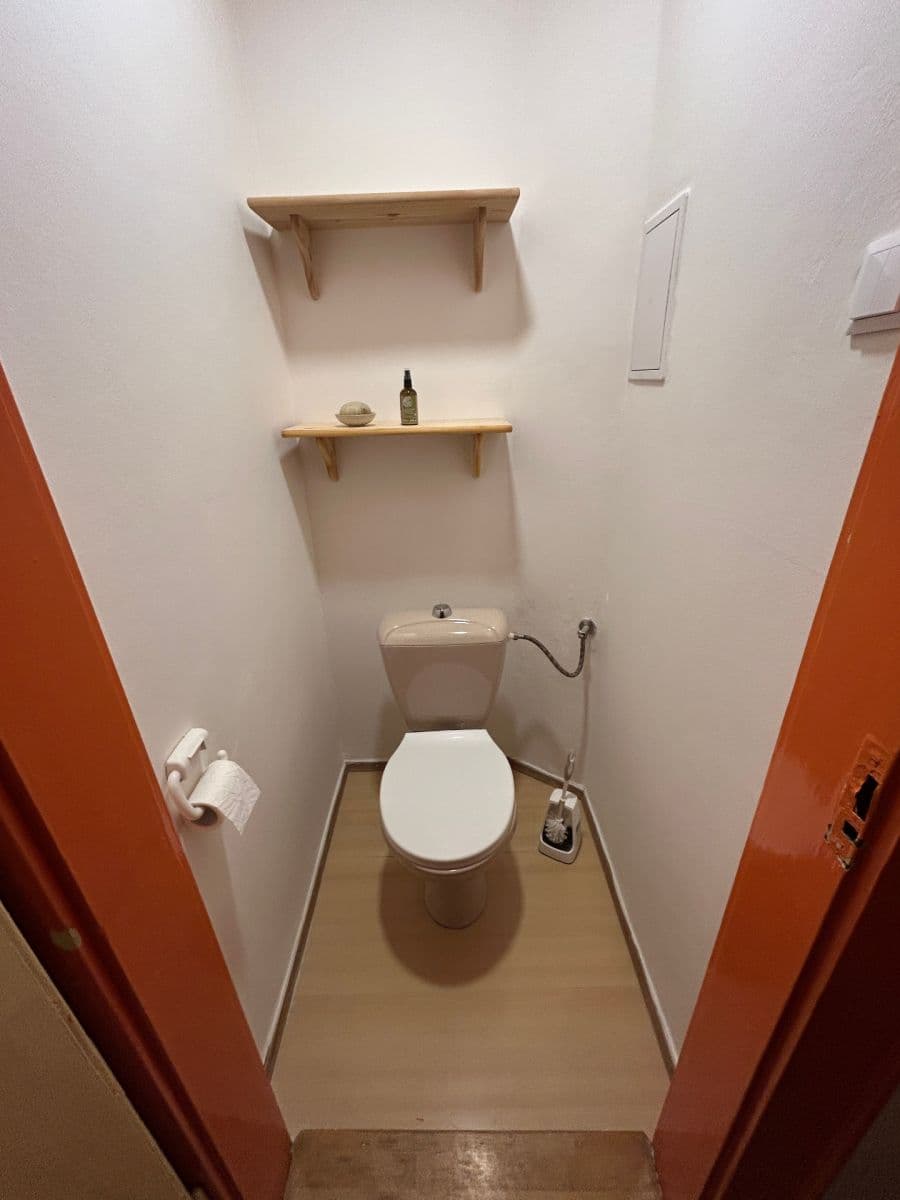 Pronájem bytu 2+kk 60 m², U Průhonu, Praha, Praha Pronájem bytu 2+kk 60 m², U Průhonu, Praha, Praha