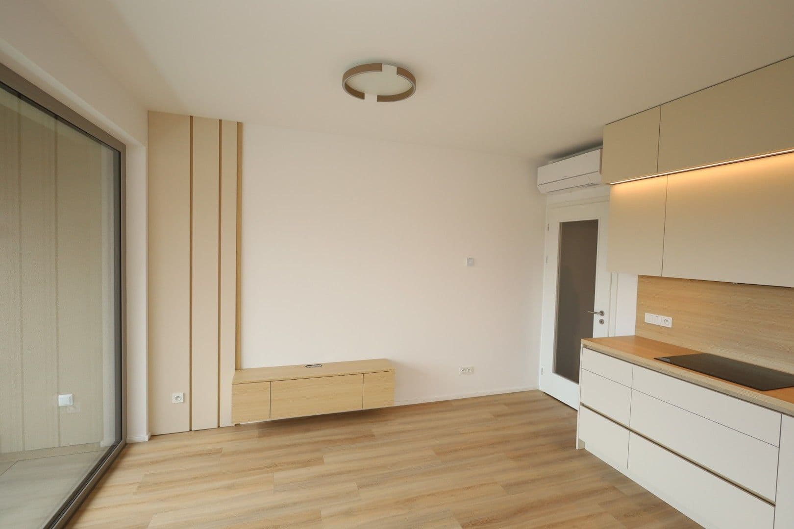 Pronájem bytu 2+kk 47 m², Práčská, Praha, Praha Pronájem bytu 2+kk 47 m², Práčská, Praha, Praha