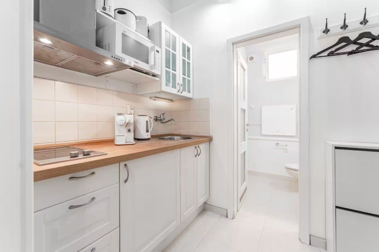 Pronájem bytu 1+kk 23 m², Lípová, Praha, Praha Pronájem bytu 1+kk 23 m², Lípová, Praha, Praha