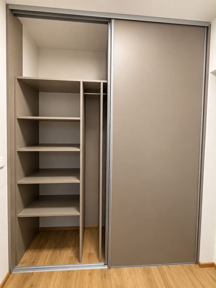 Prodej bytu 1+kk 32 m², Pod Hradem I, Zlín, Zlínský kraj Prodej bytu 1+kk 32 m², Pod Hradem I, Zlín, Zlínský kraj