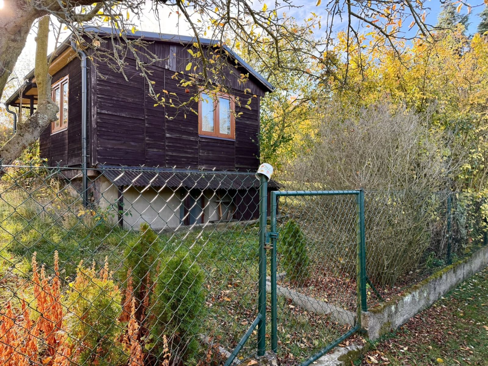 Prodej chaty, chalupy 25 m², pozemek 450 m², Bažantní, Praha, Praha Prodej chaty, chalupy 25 m², pozemek 450 m², Bažantní, Praha, Praha