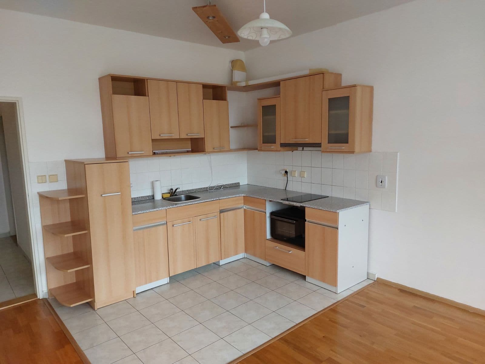 Pronájem bytu 1+kk 34 m², Koštířova, Praha, Praha Pronájem bytu 1+kk 34 m², Koštířova, Praha, Praha