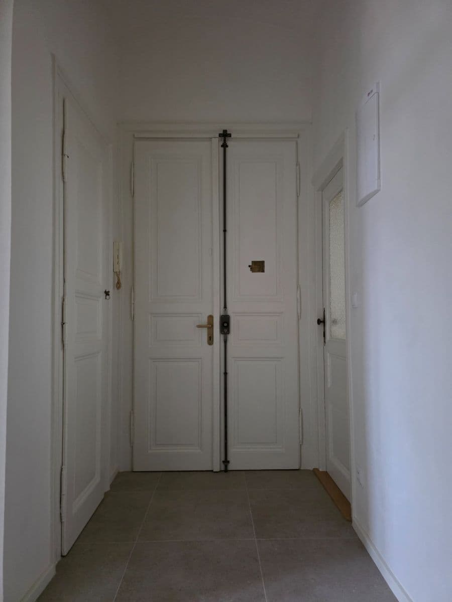 Pronájem bytu 2+1 64 m², Bořivojova, Praha, Praha Pronájem bytu 2+1 64 m², Bořivojova, Praha, Praha