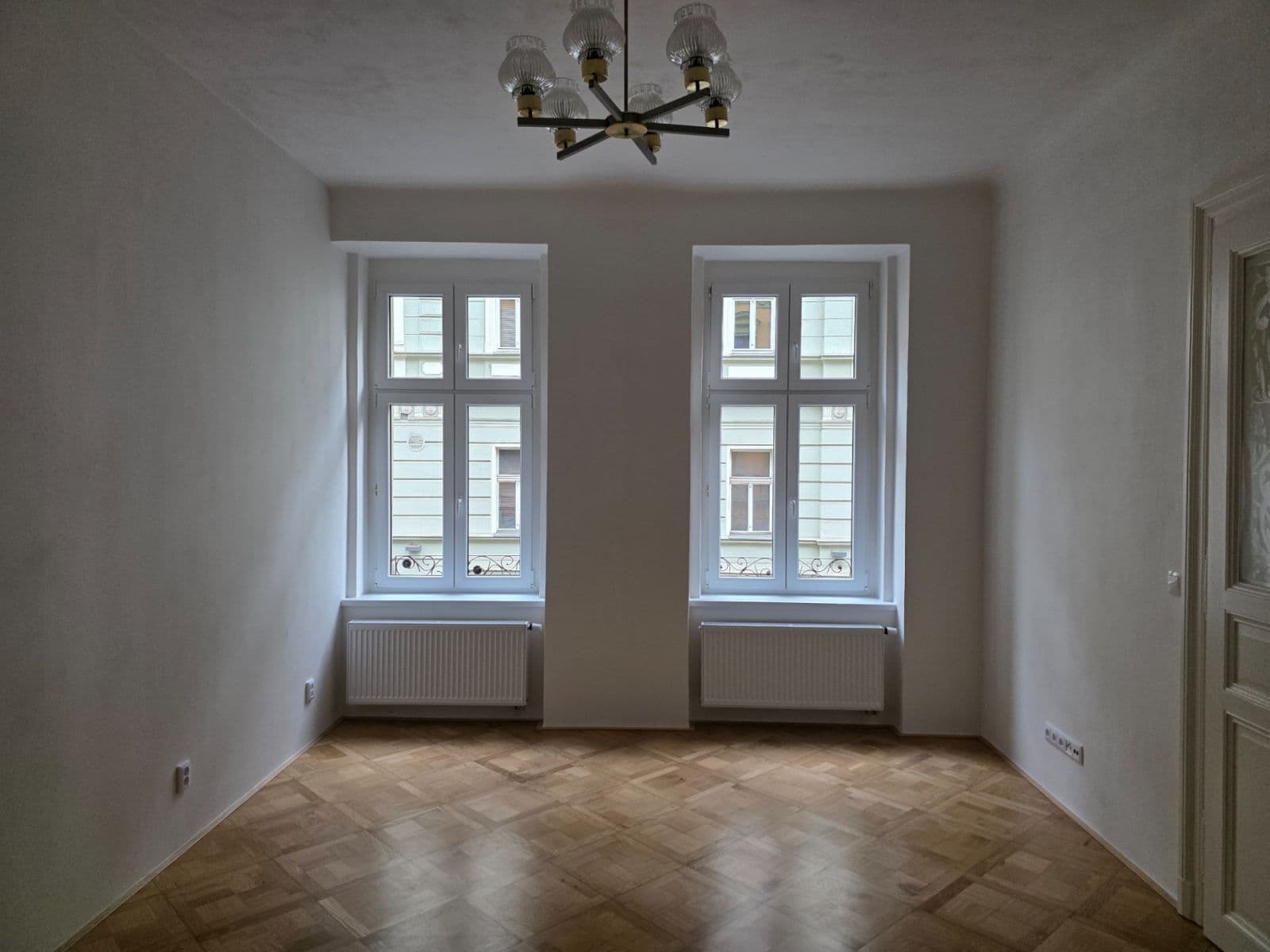 Pronájem bytu 2+1 64 m², Bořivojova, Praha, Praha Pronájem bytu 2+1 64 m², Bořivojova, Praha, Praha