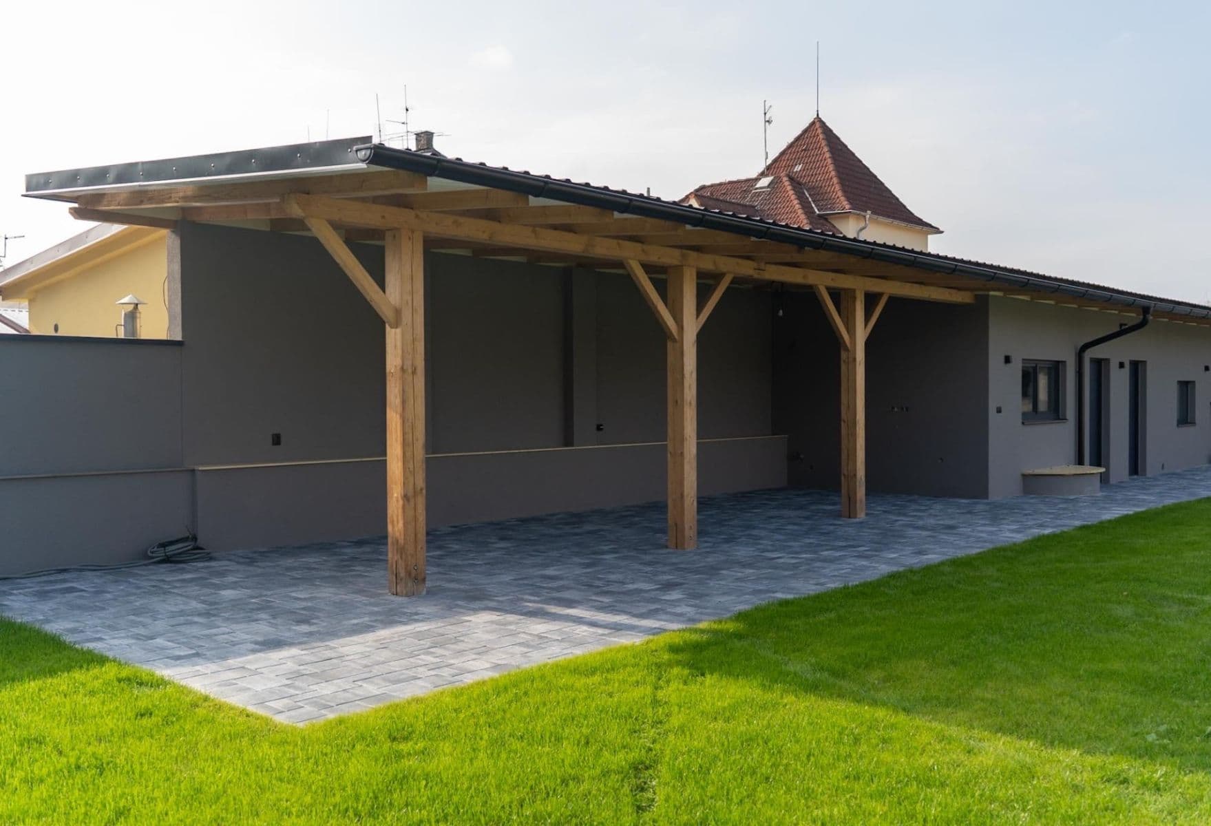 Prodej domu 142 m², pozemek 991 m², Na Poříčí, Králův Dvůr, Středočeský kraj Prodej domu 142 m², pozemek 991 m², Na Poříčí, Králův Dvůr, Středočeský kraj