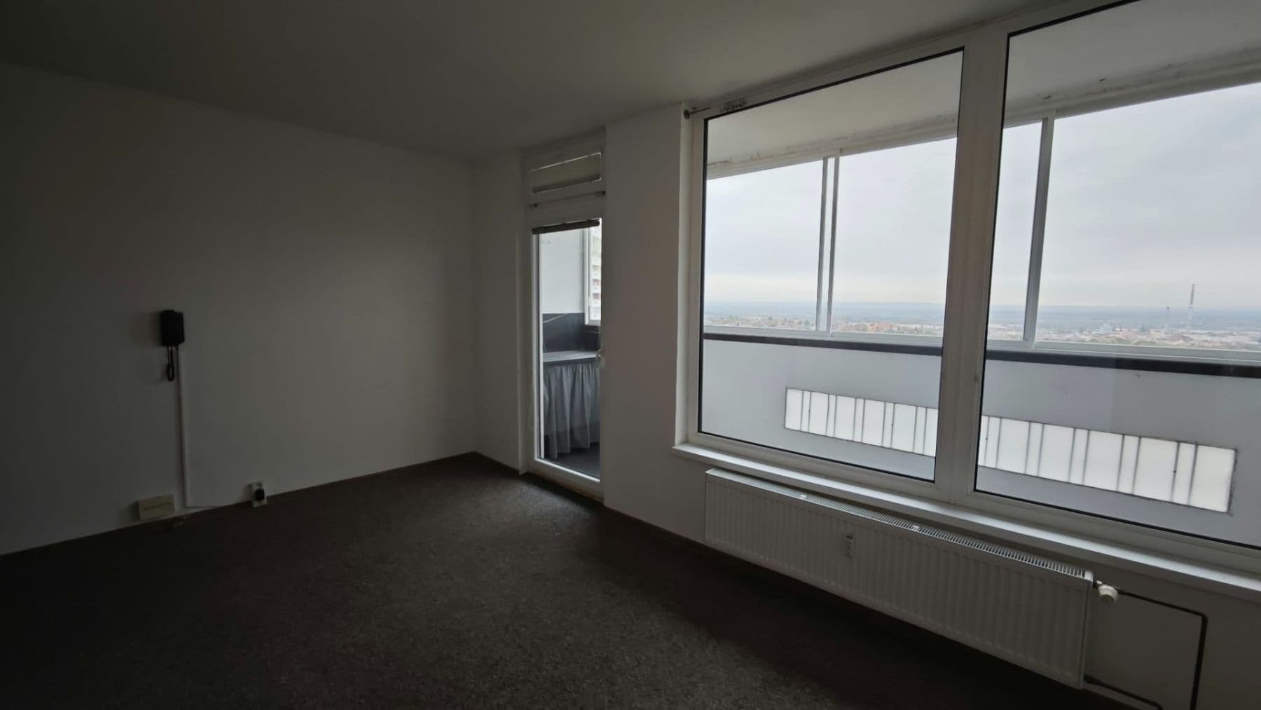 Pronájem bytu 1+kk 29 m², Březenecká, Chomutov, Ústecký kraj Pronájem bytu 1+kk 29 m², Březenecká, Chomutov, Ústecký kraj