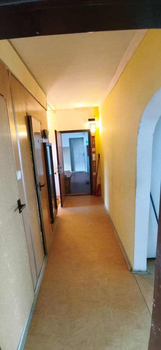 Prodej bytu 3+1 73 m², Prvomájová, Praha, Praha Prodej bytu 3+1 73 m², Prvomájová, Praha, Praha