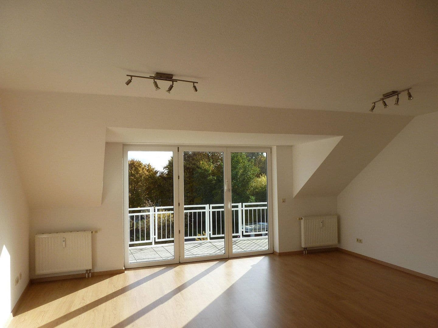 Pronájem bytu 2+1 51 m², Bremen, Bremen Pronájem bytu 2+1 51 m², Bremen, Bremen