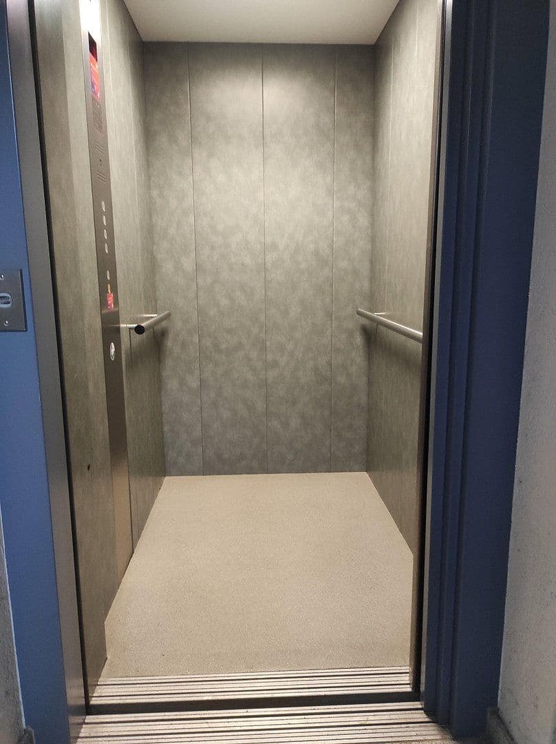 Pronájem bytu 2+1 51 m², Bremen, Bremen Pronájem bytu 2+1 51 m², Bremen, Bremen