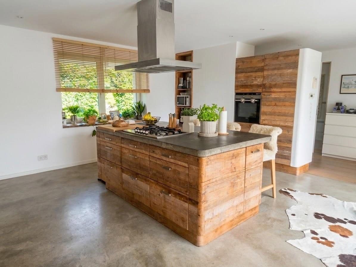 Prodej domu 175 m², pozemek 1.750 m², Wedel, Šlesvicko-Holštýnsko Prodej domu 175 m², pozemek 1.750 m², Wedel, Šlesvicko-Holštýnsko