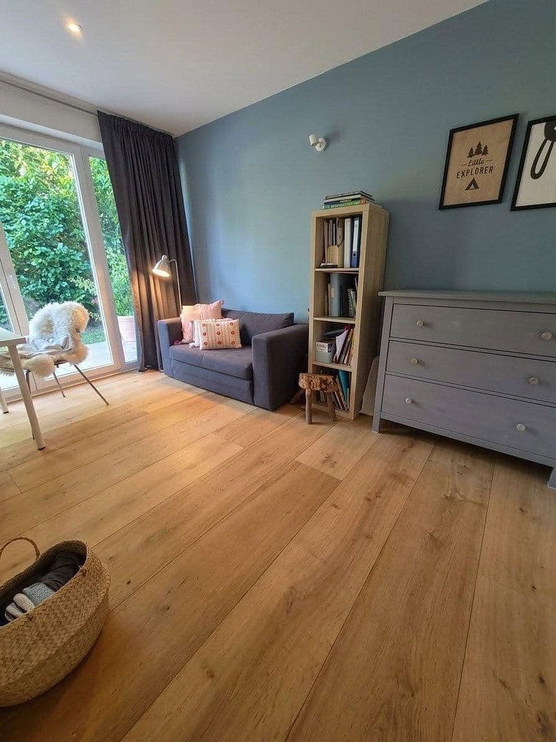 Prodej domu 175 m², pozemek 1.750 m², Wedel, Šlesvicko-Holštýnsko Prodej domu 175 m², pozemek 1.750 m², Wedel, Šlesvicko-Holštýnsko