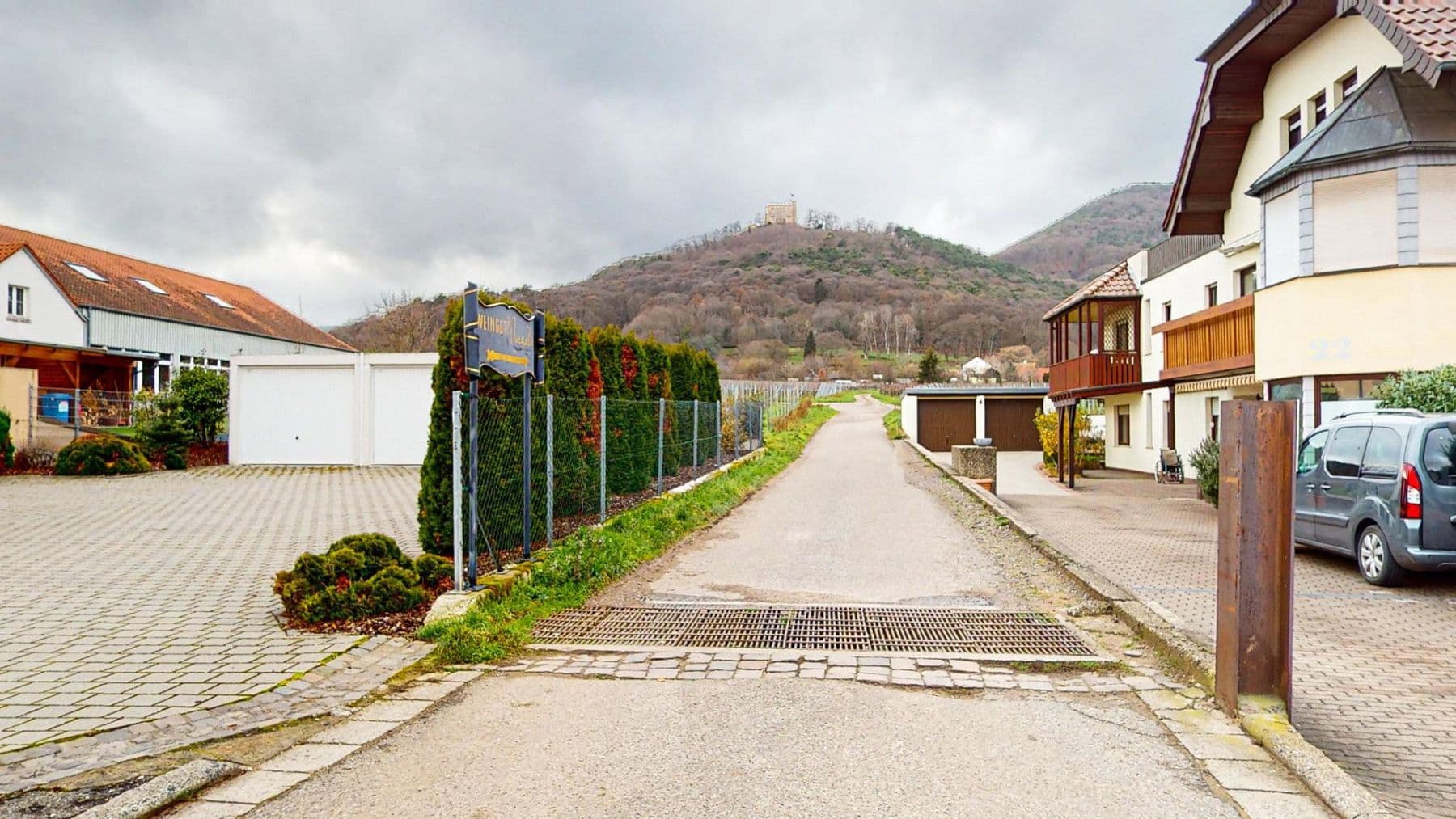 Pronájem bytu 1+1 24 m², Am Kirschgarten 19, Neustadt, Porýní-Falc Pronájem bytu 1+1 24 m², Am Kirschgarten 19, Neustadt, Porýní-Falc