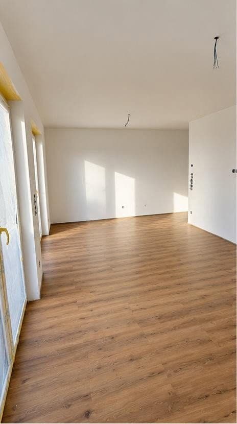 Pronájem bytu 3+1 70 m², Mindener Straße 443, Osnabrück, Dolní Sasko Pronájem bytu 3+1 70 m², Mindener Straße 443, Osnabrück, Dolní Sasko