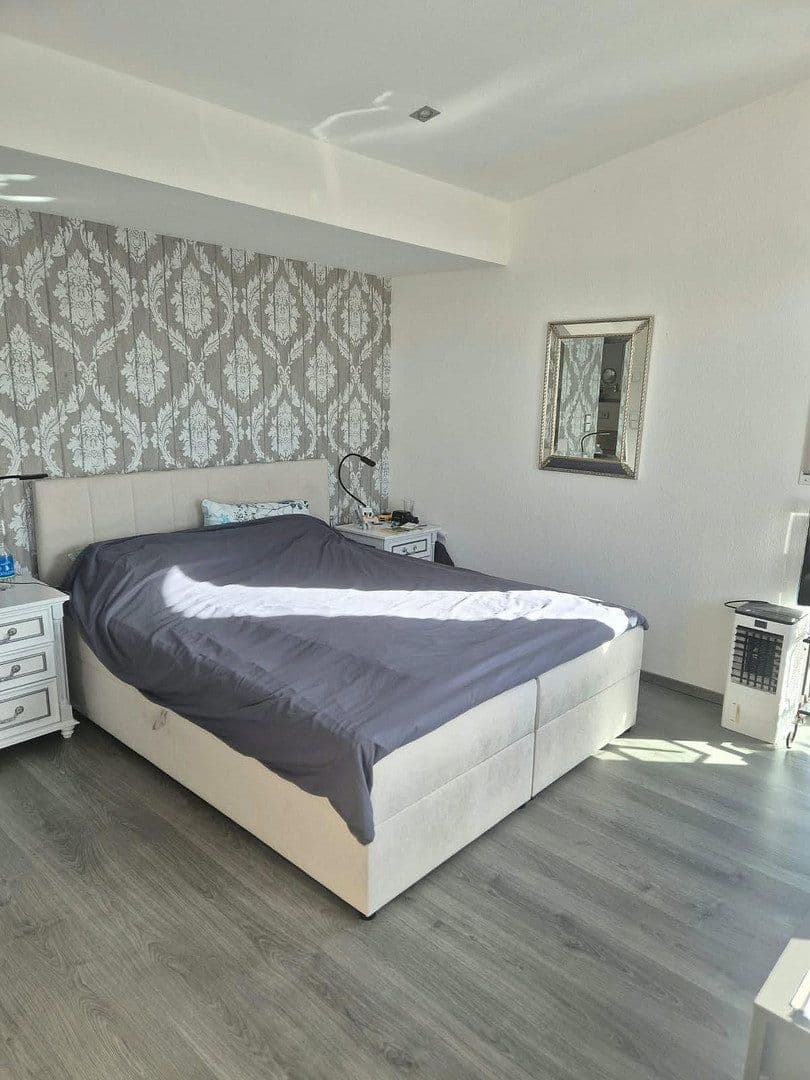 Prodej domu 149 m², pozemek 209 m², Laudenbach, Bádensko-Württembersko Prodej domu 149 m², pozemek 209 m², Laudenbach, Bádensko-Württembersko