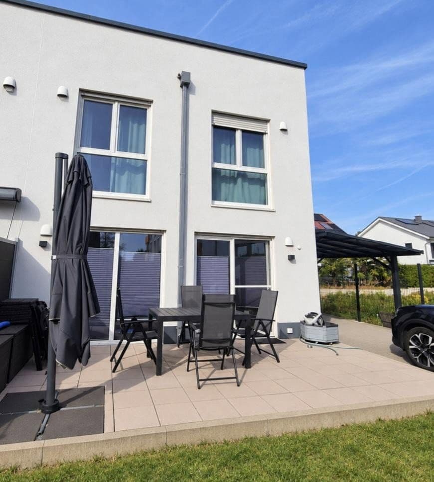 Prodej domu 149 m², pozemek 209 m², Laudenbach, Bádensko-Württembersko Prodej domu 149 m², pozemek 209 m², Laudenbach, Bádensko-Württembersko