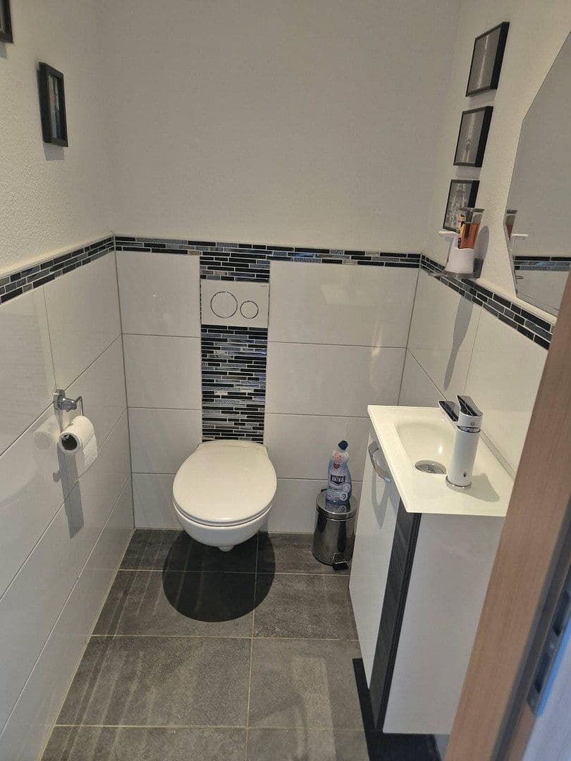 Prodej domu 149 m², pozemek 209 m², Laudenbach, Bádensko-Württembersko Prodej domu 149 m², pozemek 209 m², Laudenbach, Bádensko-Württembersko