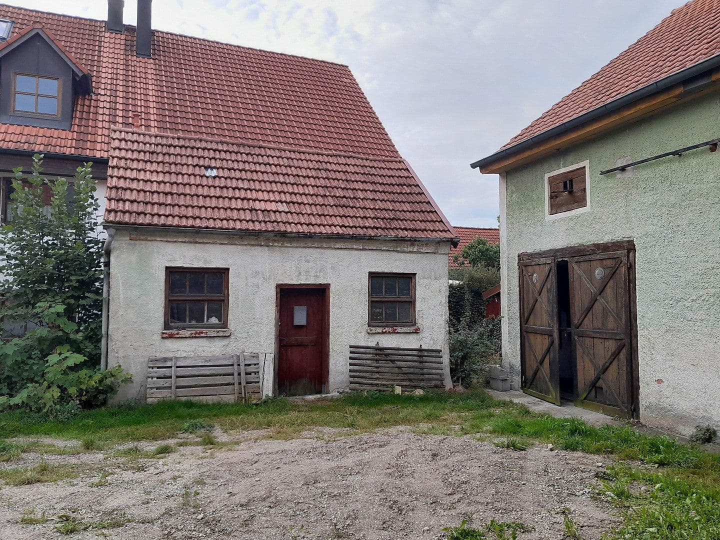 Prodej domu 170 m², pozemek 1.155 m², Dorfstr. 28, Schwabhausen, Bavorsko Prodej domu 170 m², pozemek 1.155 m², Dorfstr. 28, Schwabhausen, Bavorsko