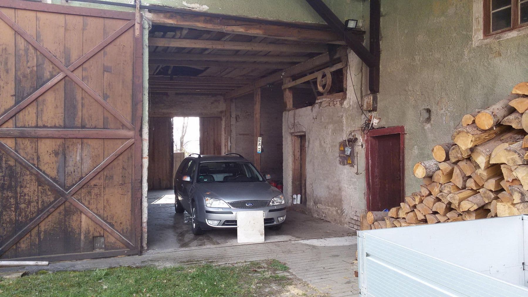 Prodej domu 170 m², pozemek 1.155 m², Dorfstr. 28, Schwabhausen, Bavorsko Prodej domu 170 m², pozemek 1.155 m², Dorfstr. 28, Schwabhausen, Bavorsko