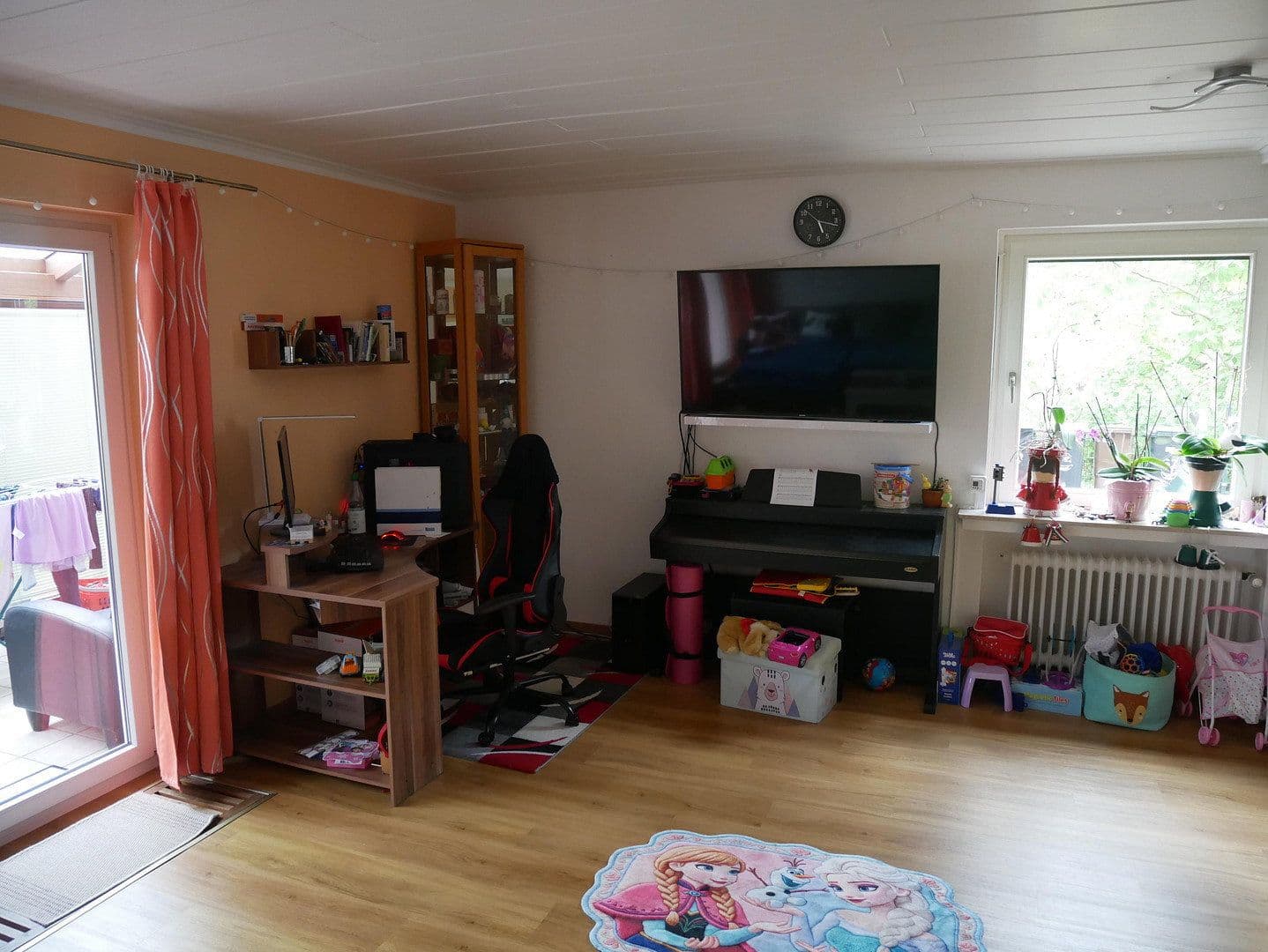 Prodej domu 110 m², pozemek 438 m², Bremen, Bremen Prodej domu 110 m², pozemek 438 m², Bremen, Bremen