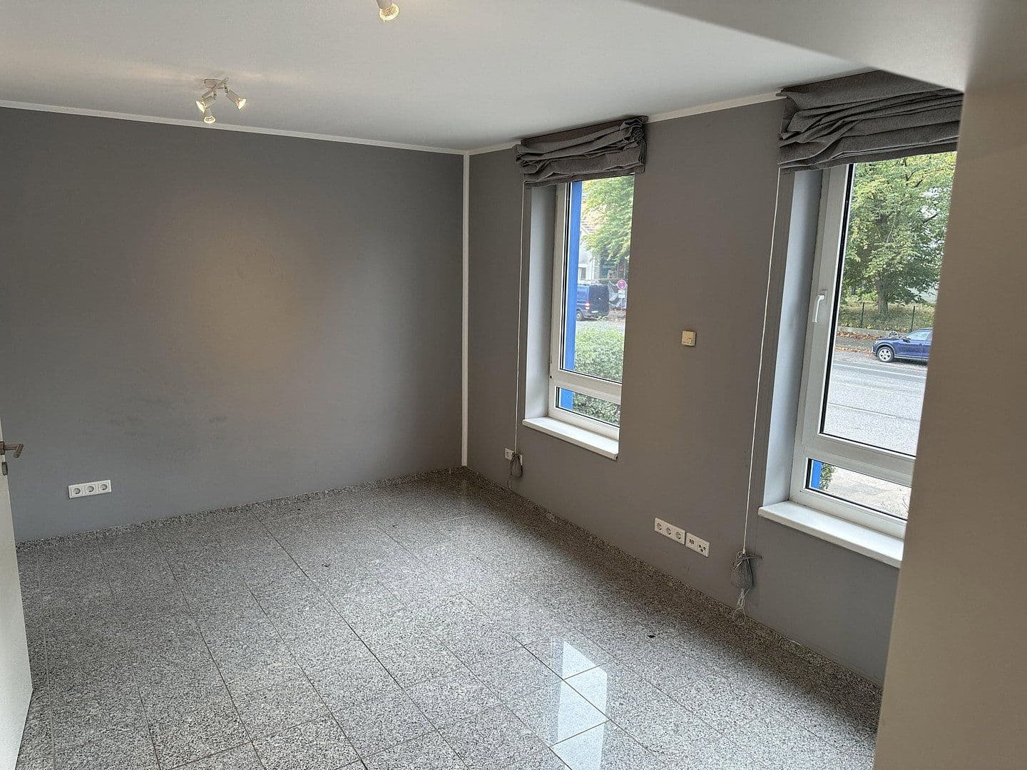Pronájem bytu 3+1 80 m², Sülldorfer Landstraße 240, Hamburg, Hamburg Pronájem bytu 3+1 80 m², Sülldorfer Landstraße 240, Hamburg, Hamburg