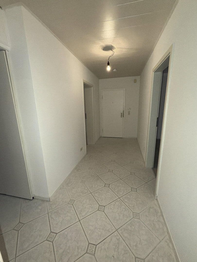 Pronájem bytu 3+1 75 m², Ravensberger Str. 91, Wuppertal, Severní Porýní-Vestfálsko Pronájem bytu 3+1 75 m², Ravensberger Str. 91, Wuppertal, Severní Porýní-Vestfálsko