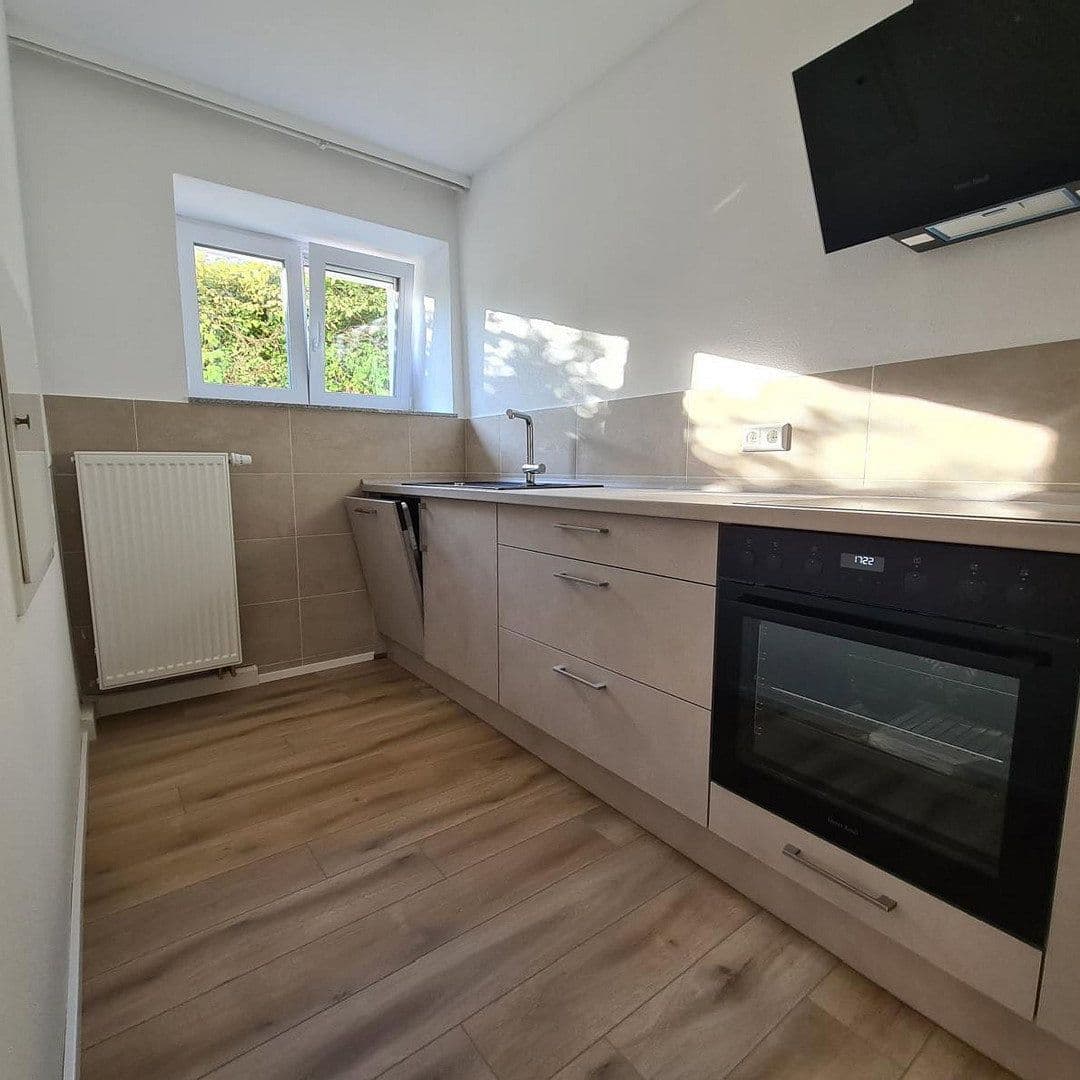 Pronájem bytu 2+1 77 m², Leonberg, Bádensko-Württembersko Pronájem bytu 2+1 77 m², Leonberg, Bádensko-Württembersko