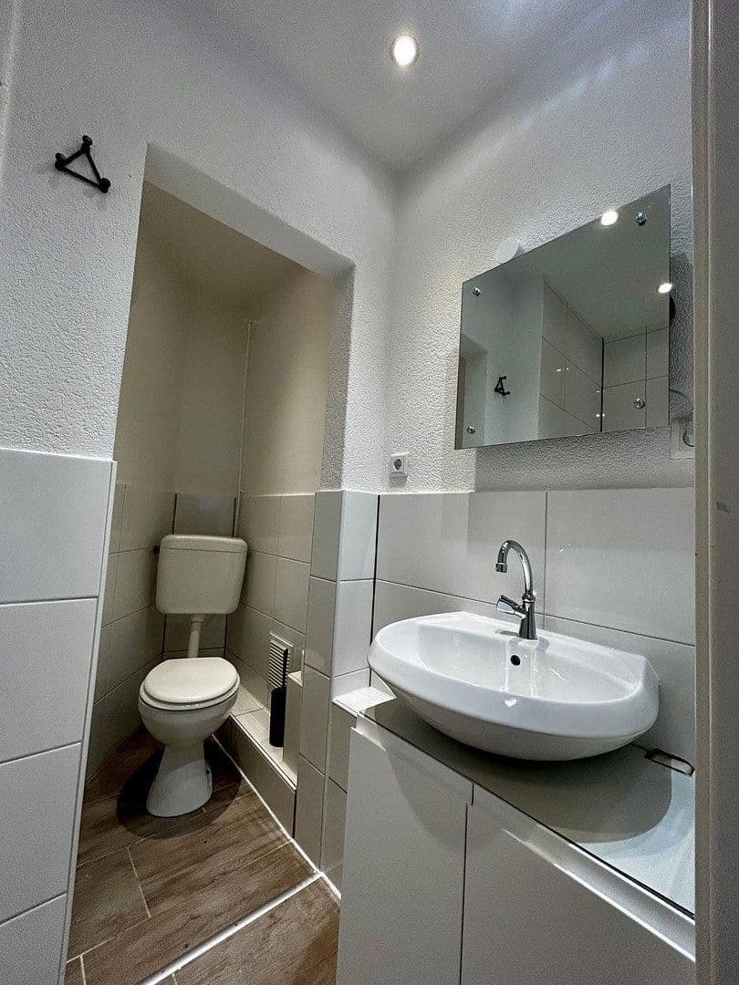 Pronájem kanceláře 20 m², Klever Platz 4, Wuppertal, Severní Porýní-Vestfálsko Pronájem kanceláře 20 m², Klever Platz 4, Wuppertal, Severní Porýní-Vestfálsko
