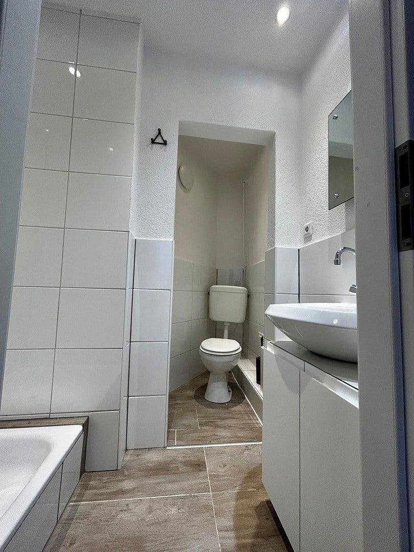 Pronájem kanceláře 20 m², Klever Platz 4, Wuppertal, Severní Porýní-Vestfálsko Pronájem kanceláře 20 m², Klever Platz 4, Wuppertal, Severní Porýní-Vestfálsko