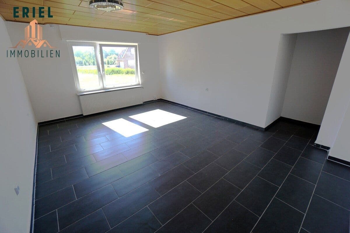 Prodej domu 205 m², pozemek 1.625 m², Aurich, Dolní Sasko Prodej domu 205 m², pozemek 1.625 m², Aurich, Dolní Sasko