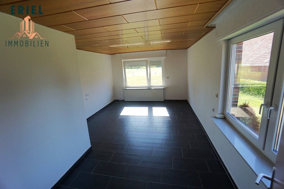 Prodej domu 205 m², pozemek 1.625 m², Aurich, Dolní Sasko Prodej domu 205 m², pozemek 1.625 m², Aurich, Dolní Sasko