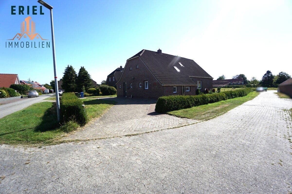 Prodej domu 205 m², pozemek 1.625 m², Aurich, Dolní Sasko Prodej domu 205 m², pozemek 1.625 m², Aurich, Dolní Sasko