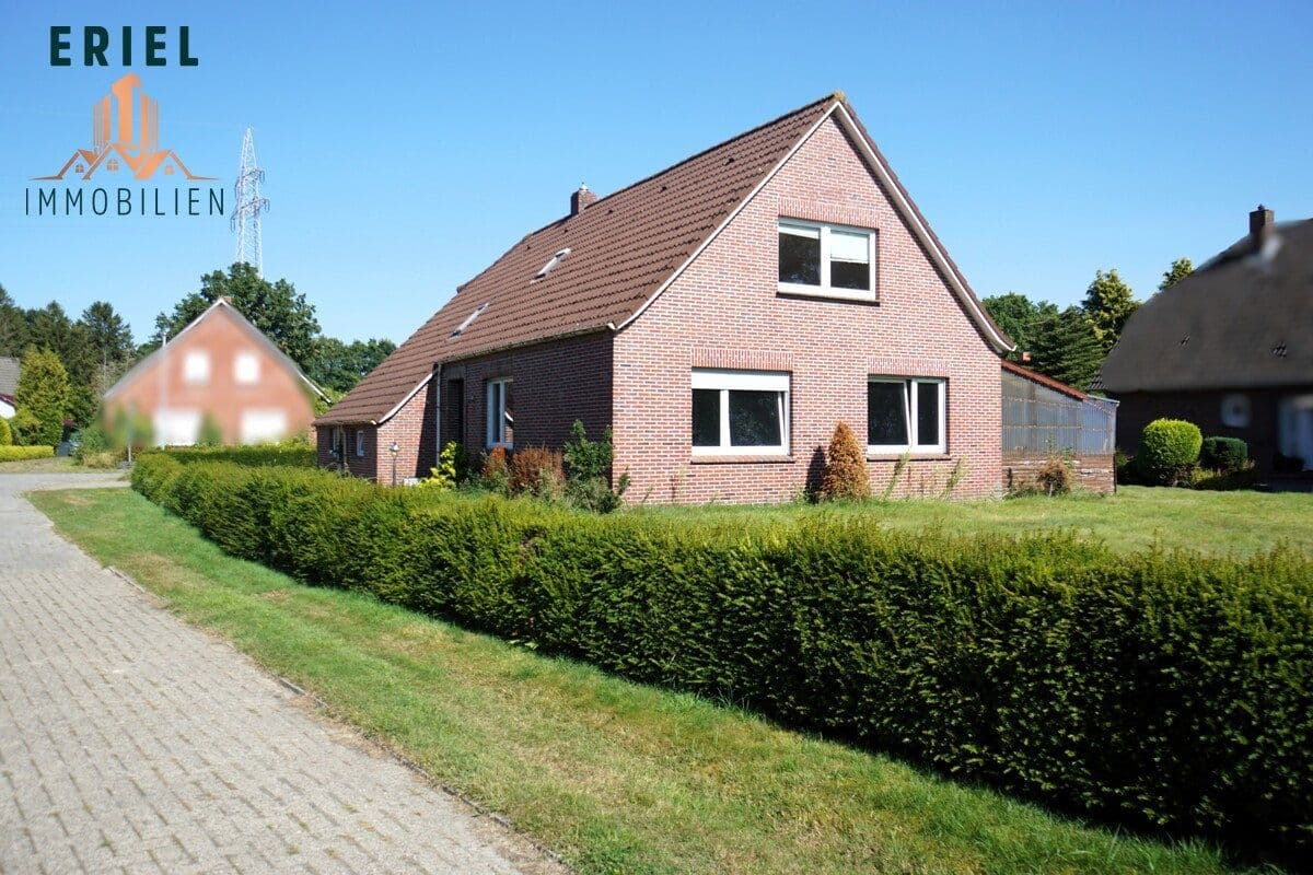 Prodej domu 205 m², pozemek 1.625 m², Aurich, Dolní Sasko Prodej domu 205 m², pozemek 1.625 m², Aurich, Dolní Sasko