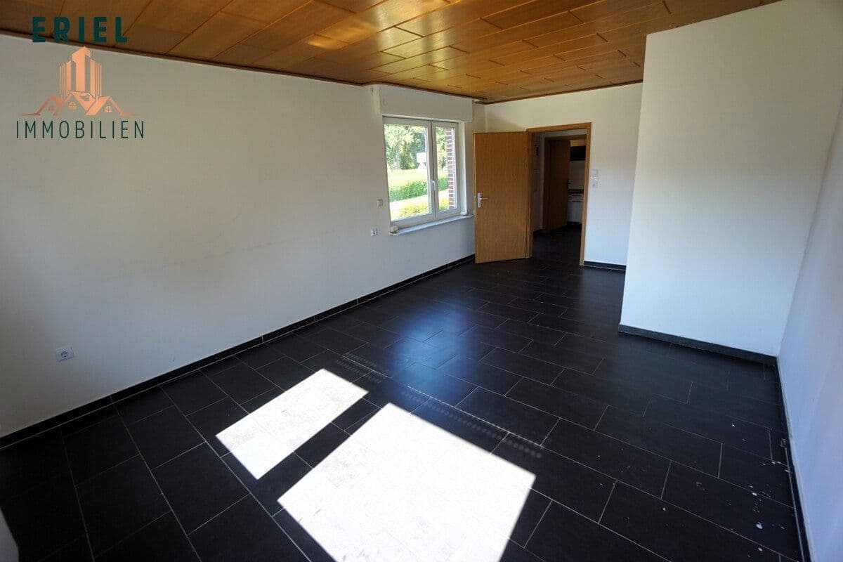 Prodej domu 205 m², pozemek 1.625 m², Aurich, Dolní Sasko Prodej domu 205 m², pozemek 1.625 m², Aurich, Dolní Sasko