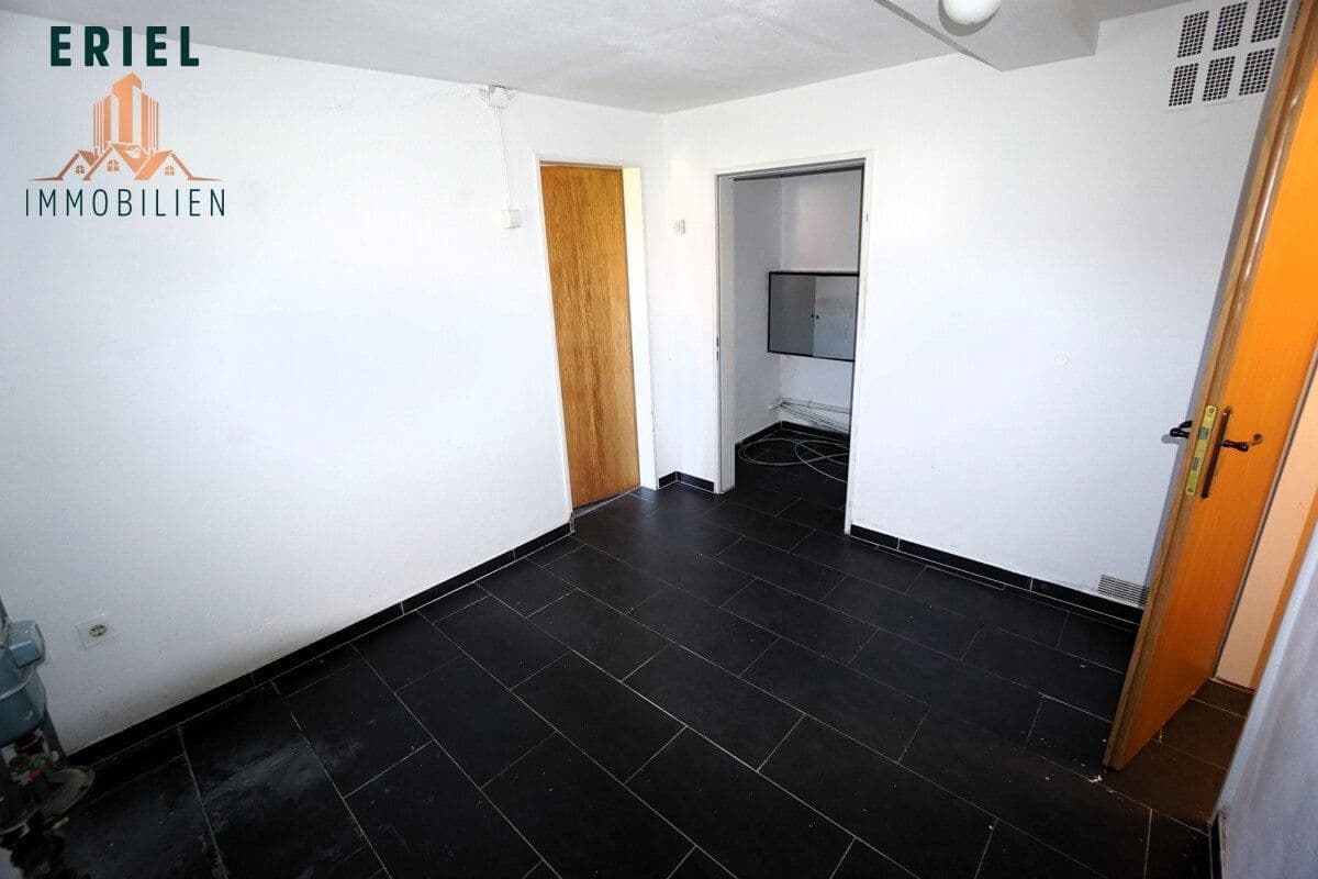 Prodej domu 205 m², pozemek 1.625 m², Aurich, Dolní Sasko Prodej domu 205 m², pozemek 1.625 m², Aurich, Dolní Sasko