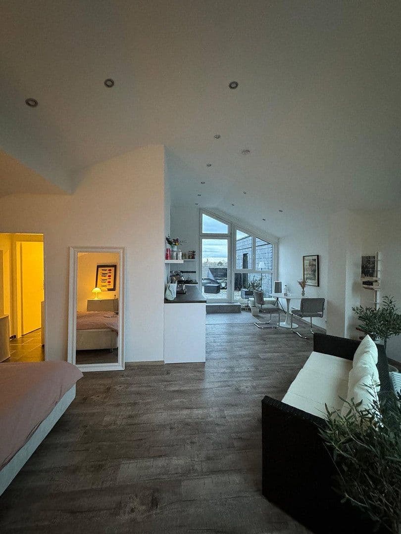 Pronájem bytu 1+kk 68 m², Münster, Severní Porýní-Vestfálsko Pronájem bytu 1+kk 68 m², Münster, Severní Porýní-Vestfálsko