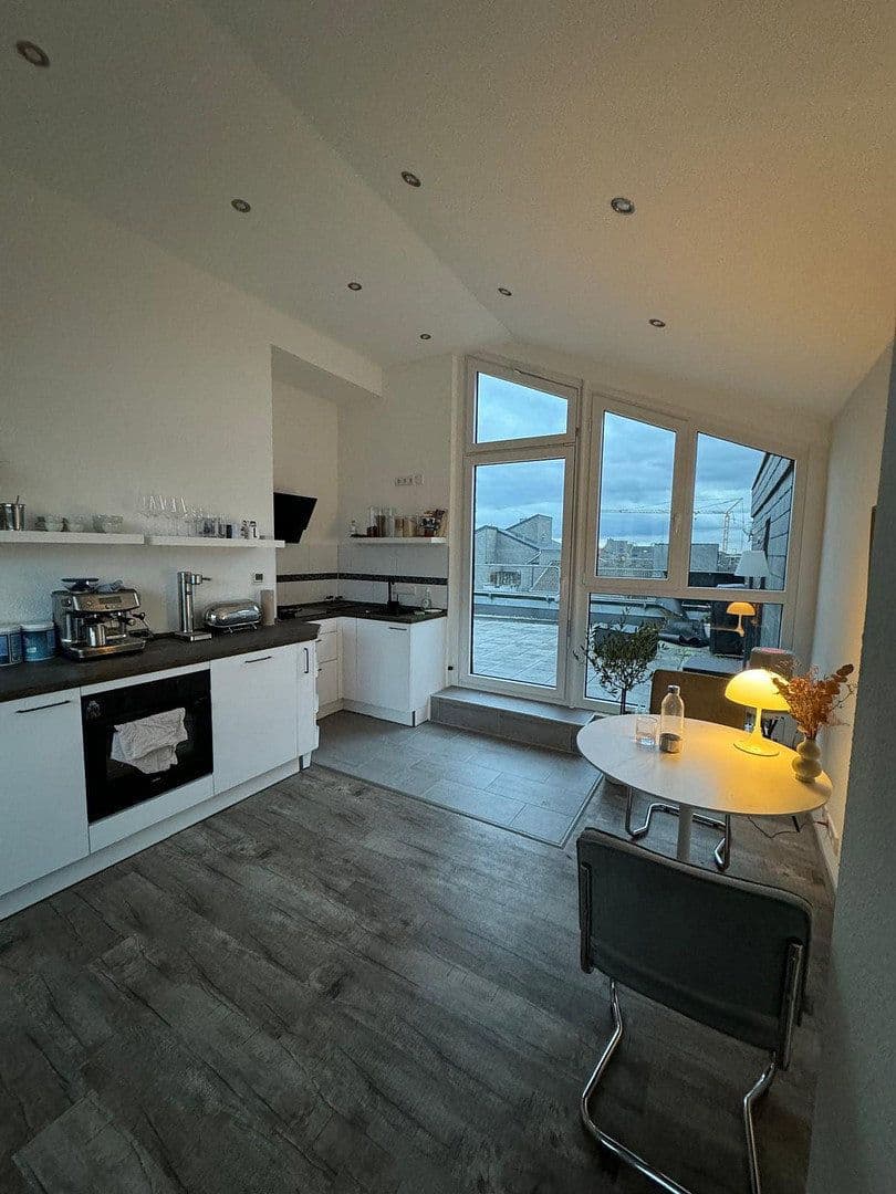 Pronájem bytu 1+kk 68 m², Münster, Severní Porýní-Vestfálsko Pronájem bytu 1+kk 68 m², Münster, Severní Porýní-Vestfálsko