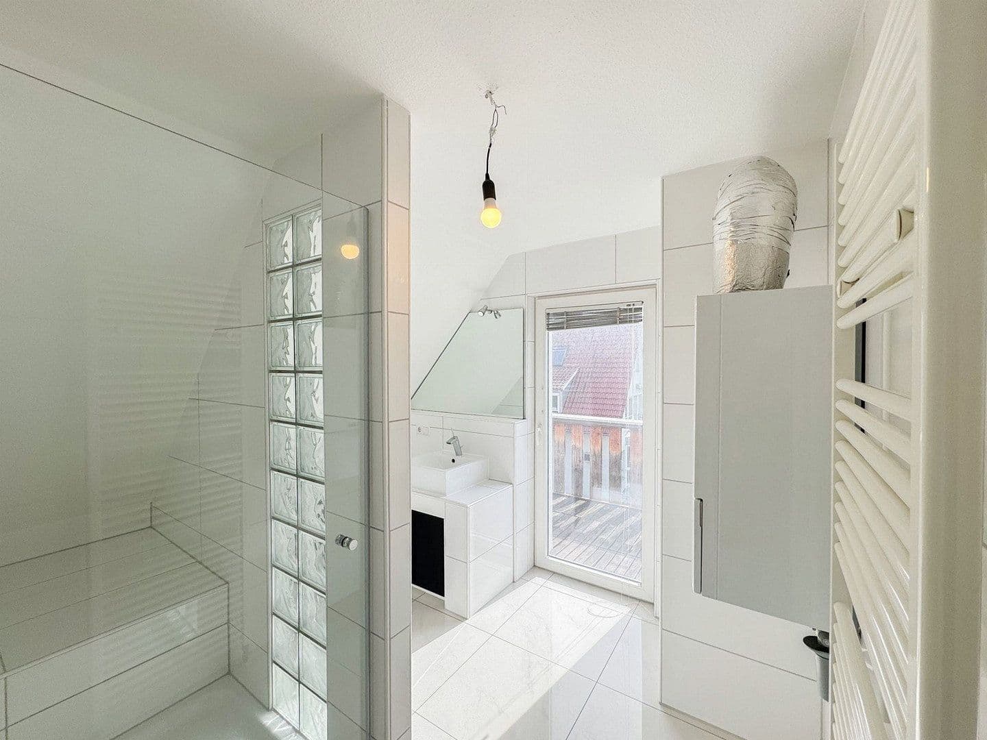 Prodej bytu 3+kk 94 m², Stuttgart, Bádensko-Württembersko Prodej bytu 3+kk 94 m², Stuttgart, Bádensko-Württembersko