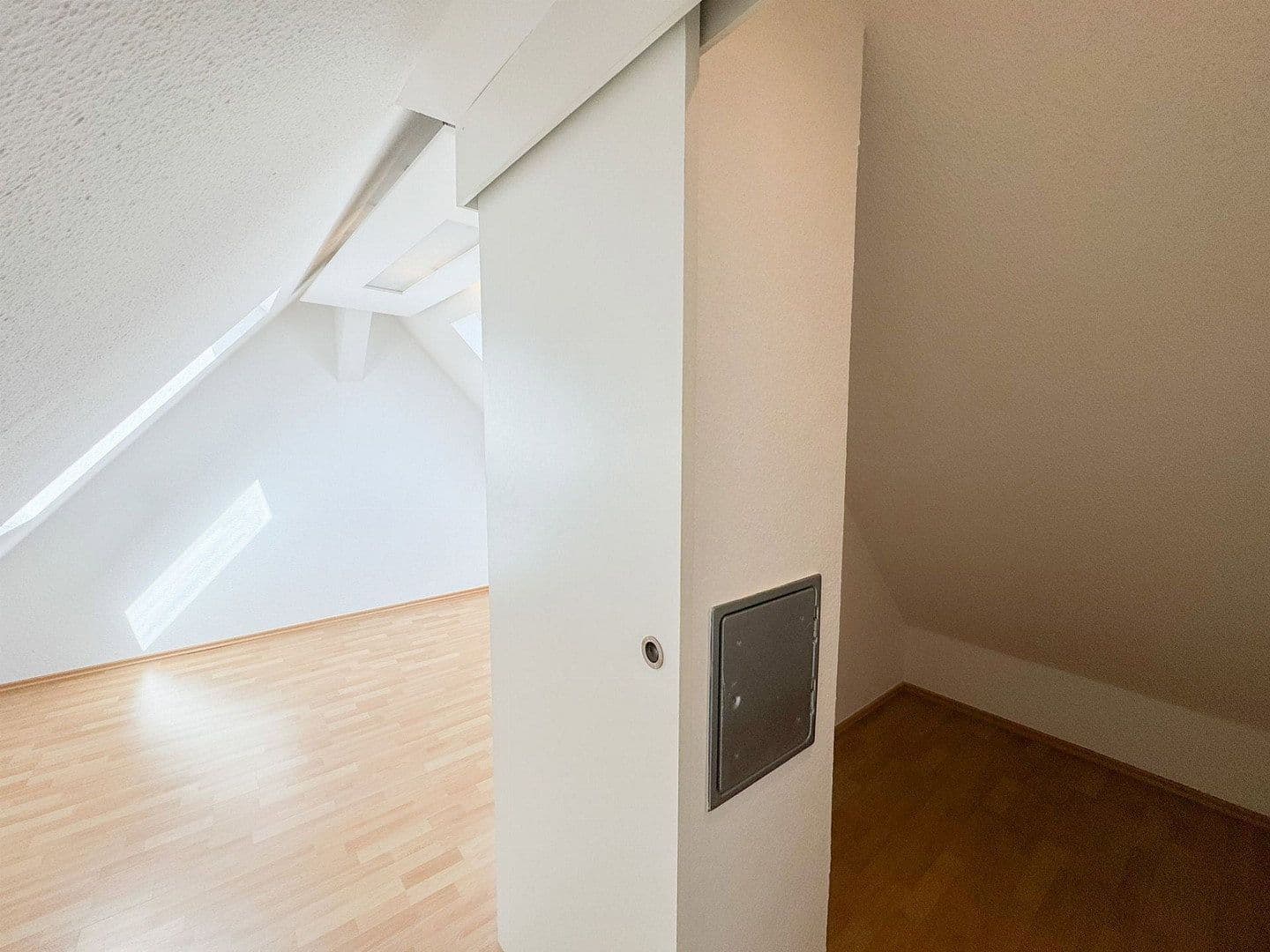 Prodej bytu 3+kk 94 m², Stuttgart, Bádensko-Württembersko Prodej bytu 3+kk 94 m², Stuttgart, Bádensko-Württembersko
