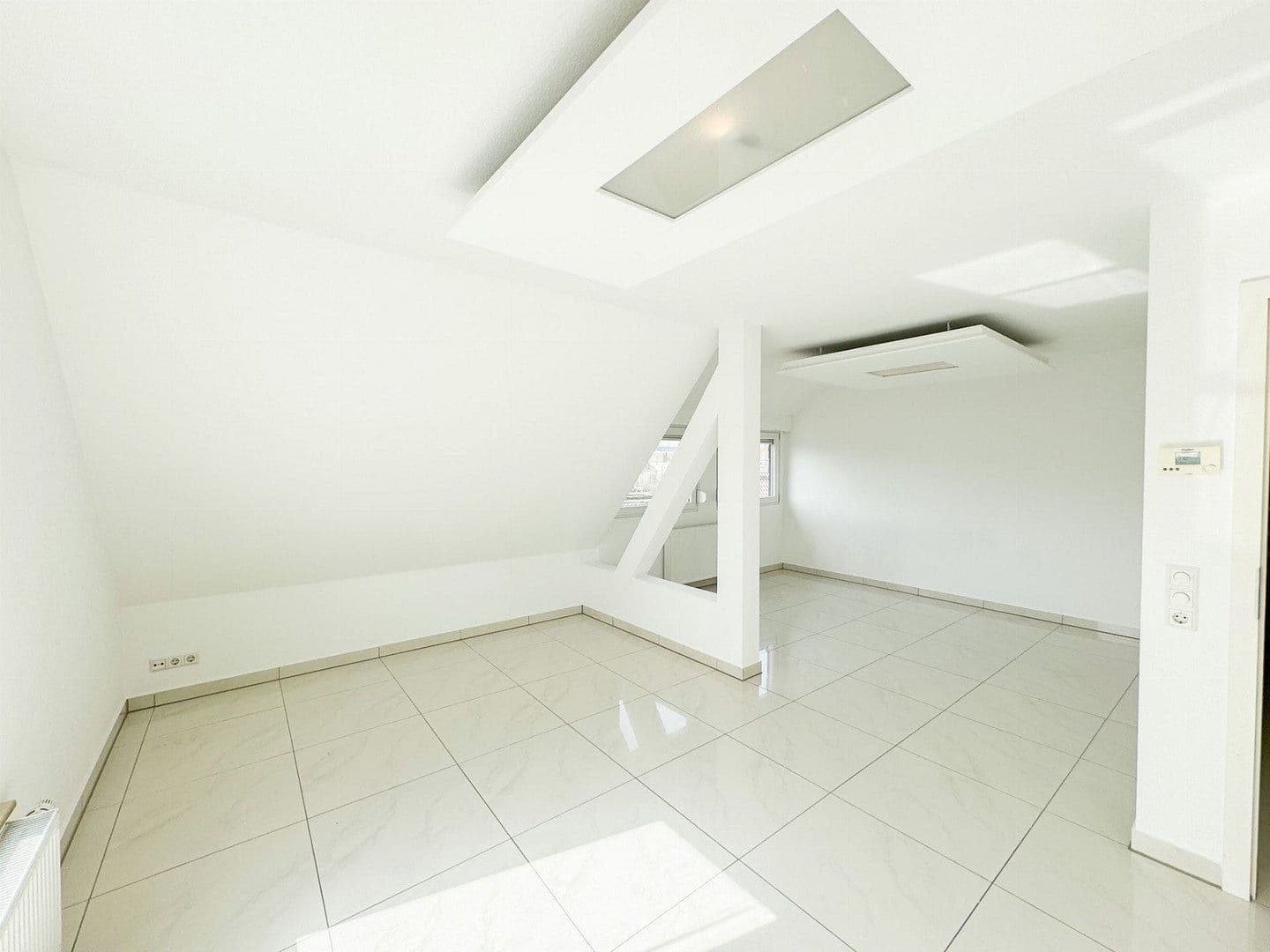 Prodej bytu 3+kk 94 m², Stuttgart, Bádensko-Württembersko Prodej bytu 3+kk 94 m², Stuttgart, Bádensko-Württembersko